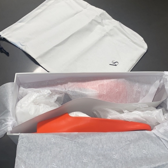 NWT Via Spiga Women's Hana Leather Slide Sandals - Picture 9 of 13